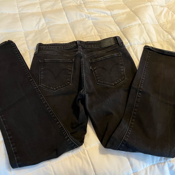 Levi's Denim - Black stretch Levi’s.